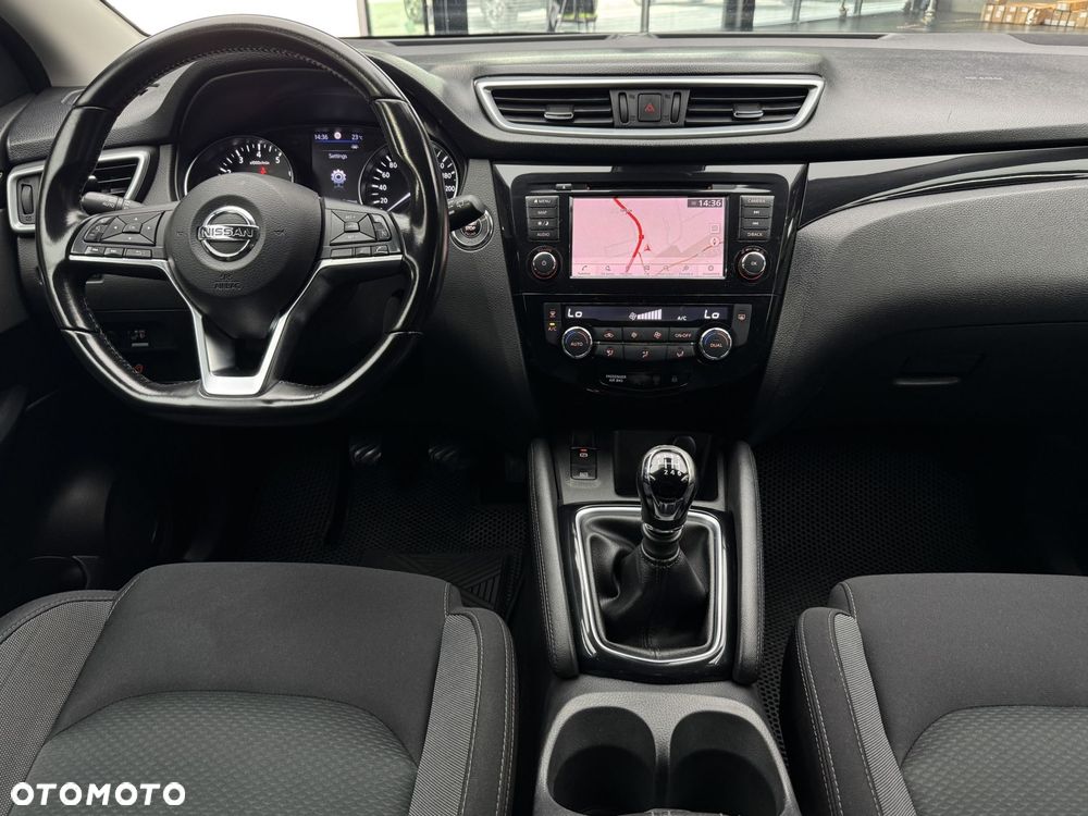 Nissan Qashqai 1.3 DIG-T N-Connecta - 16