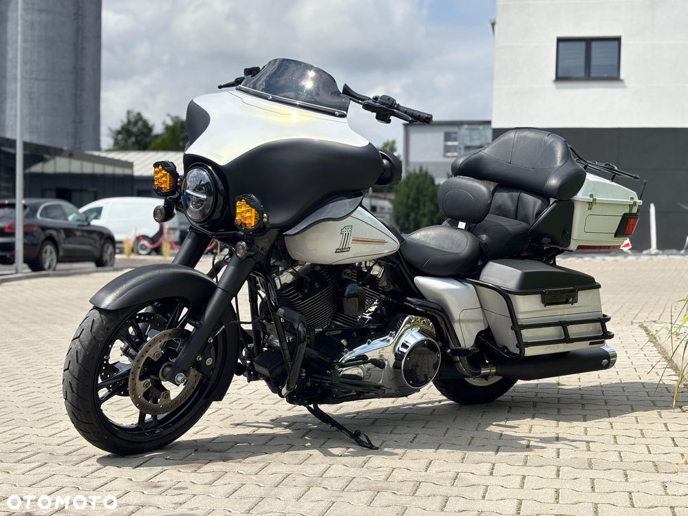 Harley-Davidson FLHT Electra Glide Standard - 5