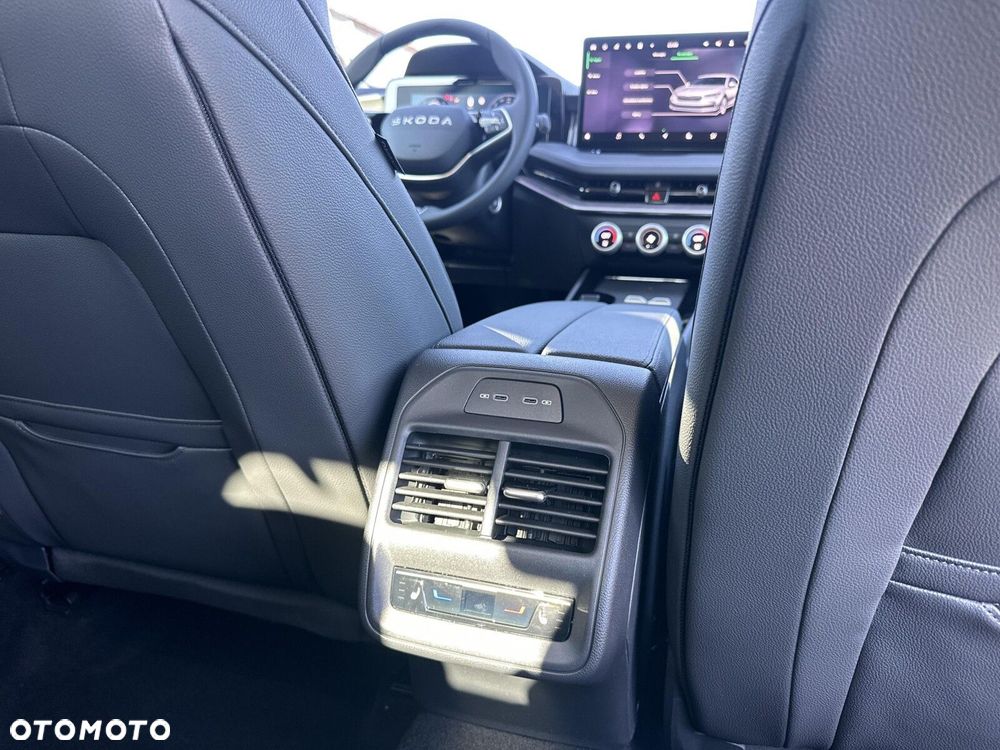 Skoda Superb 2.0 TSI 4x4 L&K DSG - 31