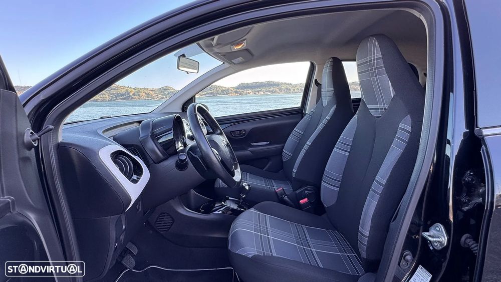 Peugeot 108 1.0 VTi Style ETG5 - 18