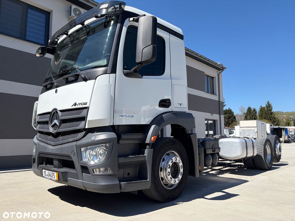 Mercedes-Benz ACTROS ANTOS 2543 6X2 rama do zabudowy oś skrętna 4,9m rozstaw - 3