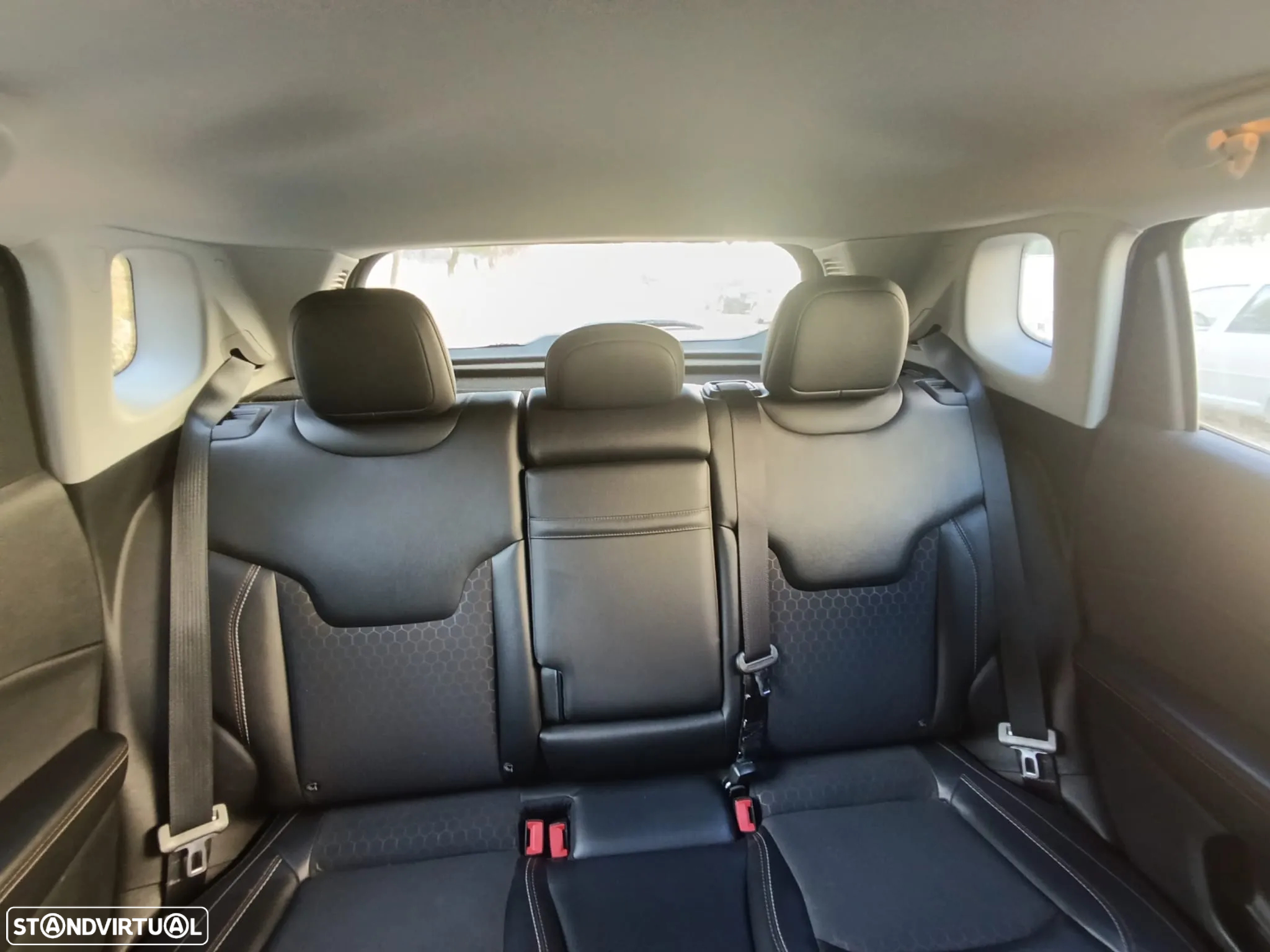 Jeep Compass 1.6 M-Jet Limited - 28