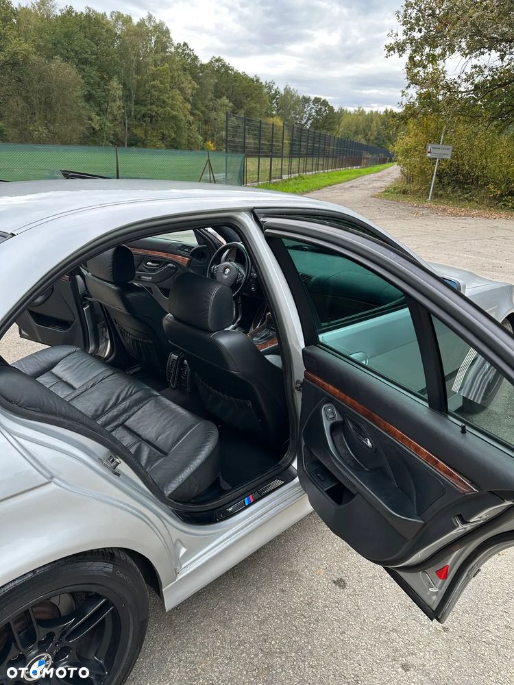 BMW Seria 5 - 12