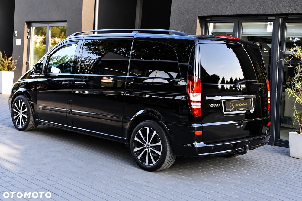 Mercedes-Benz Viano 2011 photo 3