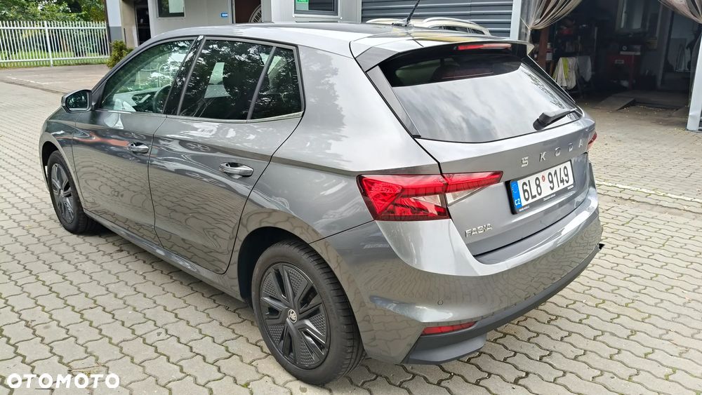 Skoda Fabia 1.0 TSI Essence - 2