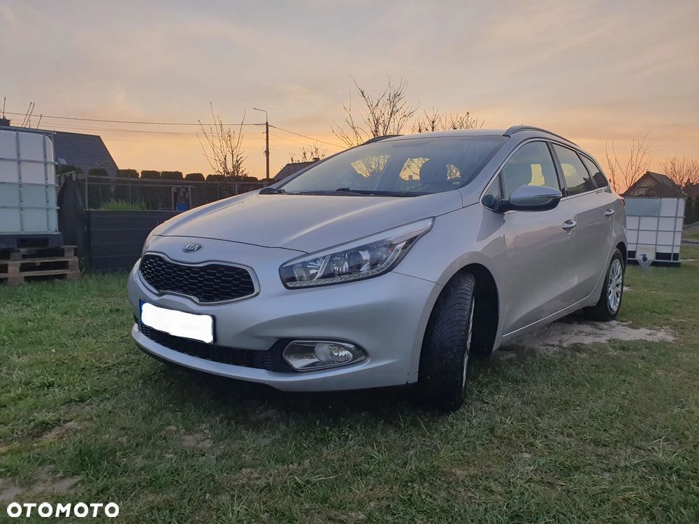 Kia Ceed 1.6 GDI Business Line - 11