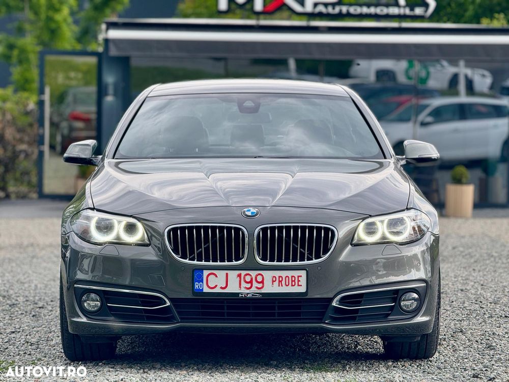 BMW Seria 5 520d Aut. Luxury Line - 12
