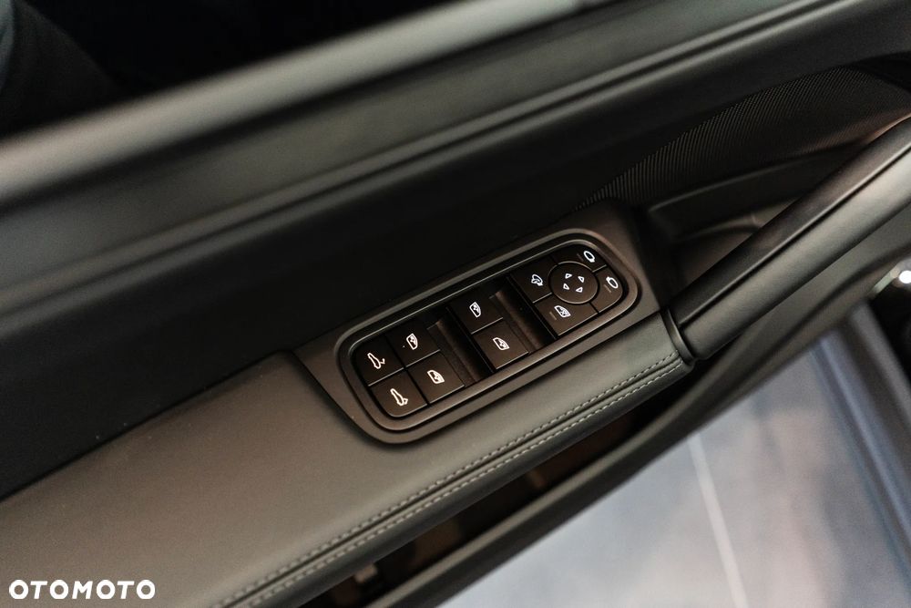 Porsche Cayenne Black Edition - 24