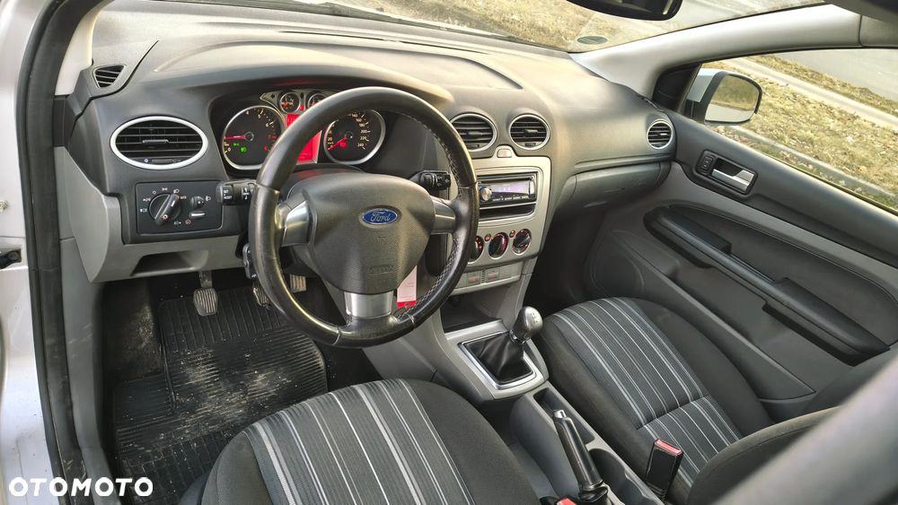 Ford Focus 1.6 FX Silver - 14