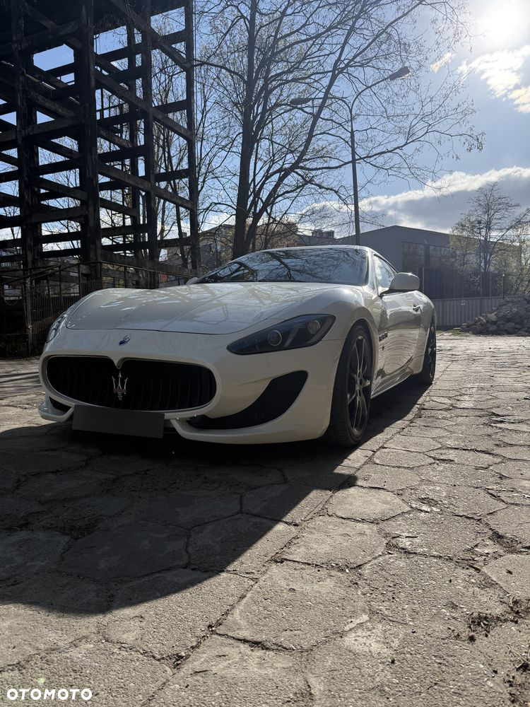 Maserati GranTurismo S Automatik - 7