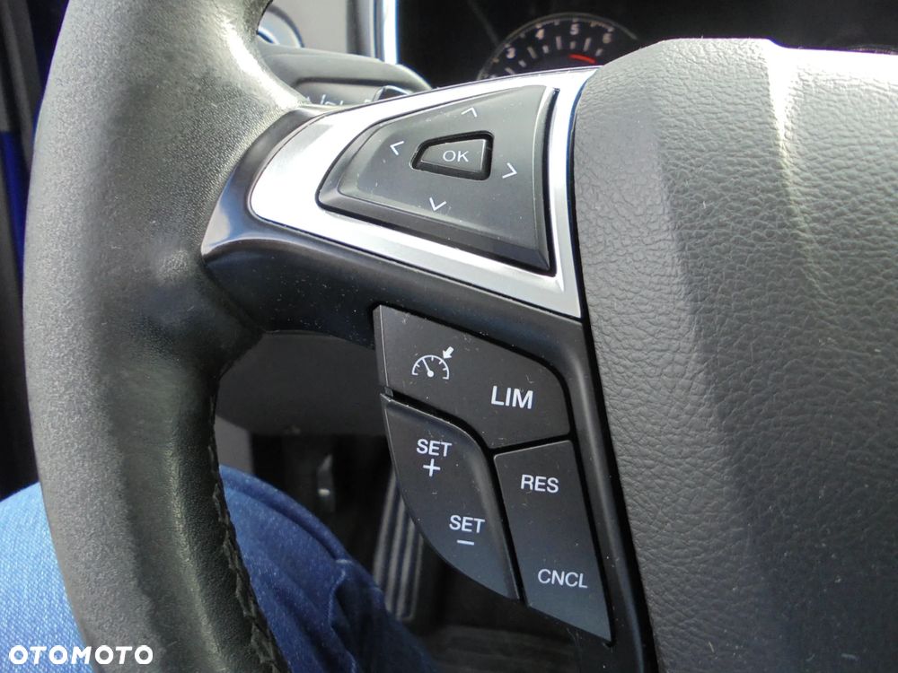Ford Mondeo 2.0 TDCi Titanium PowerShift - 24