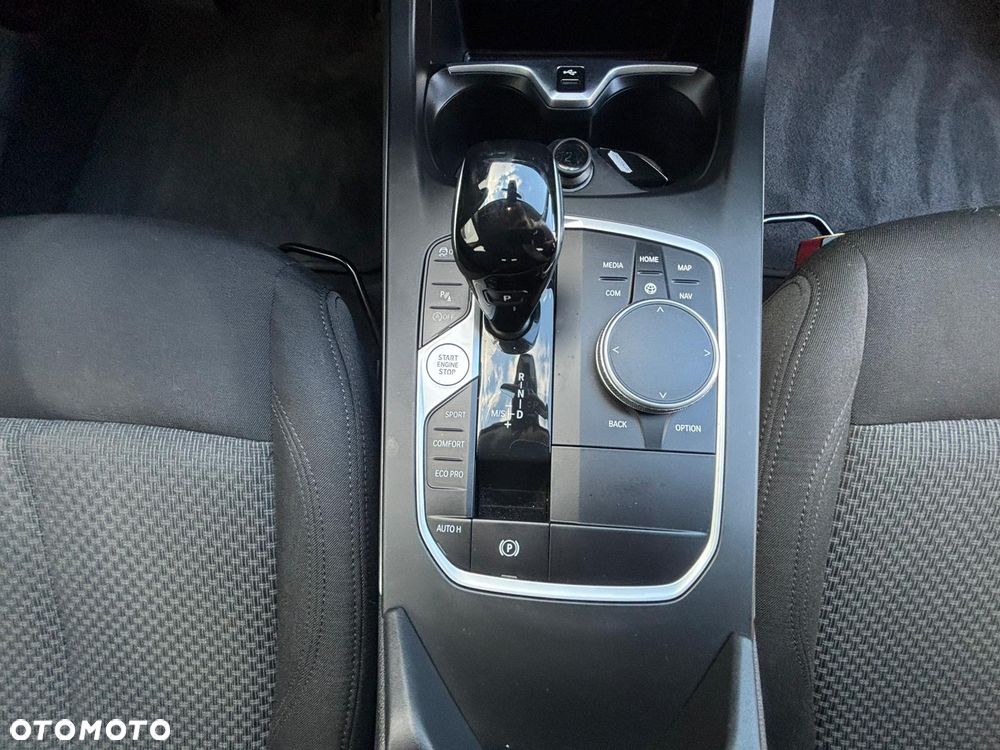 BMW Seria 1 118i Advantage - 30