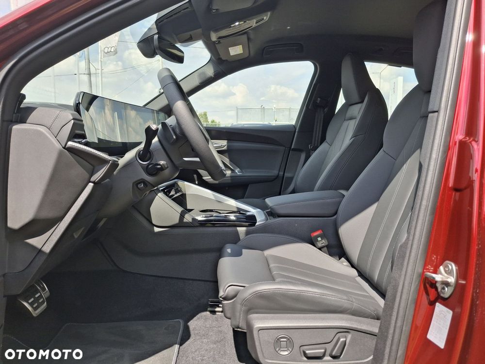 Audi Q5 Sportback - 31