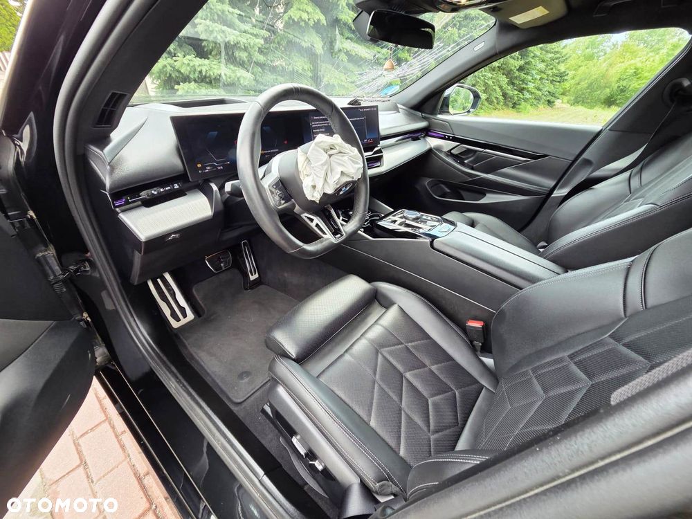 BMW Seria 5 520d mHEV M Sport - 10