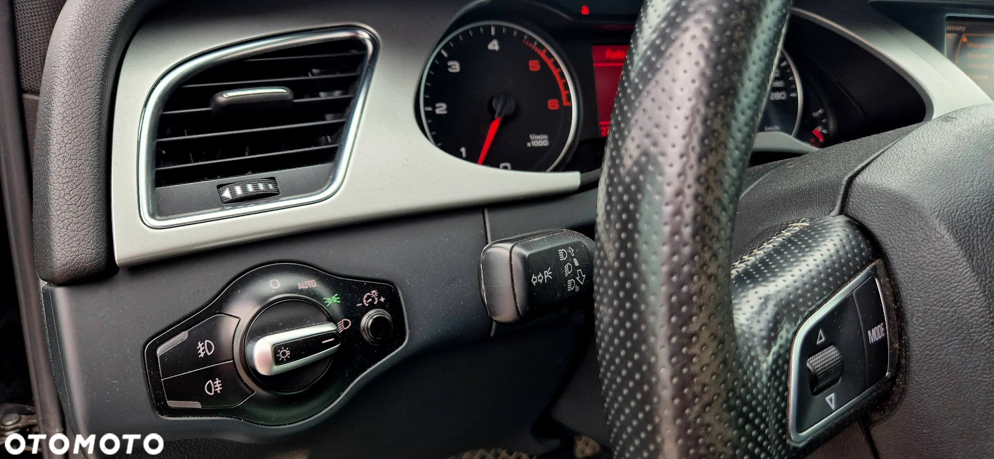 Audi A4 3.0 TDI Quattro S tronic - 33