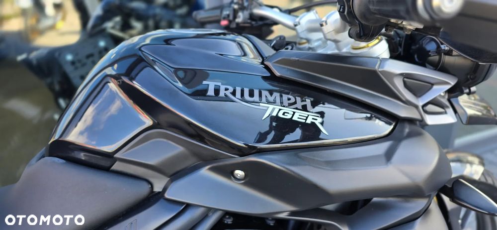 Triumph Tiger - 12