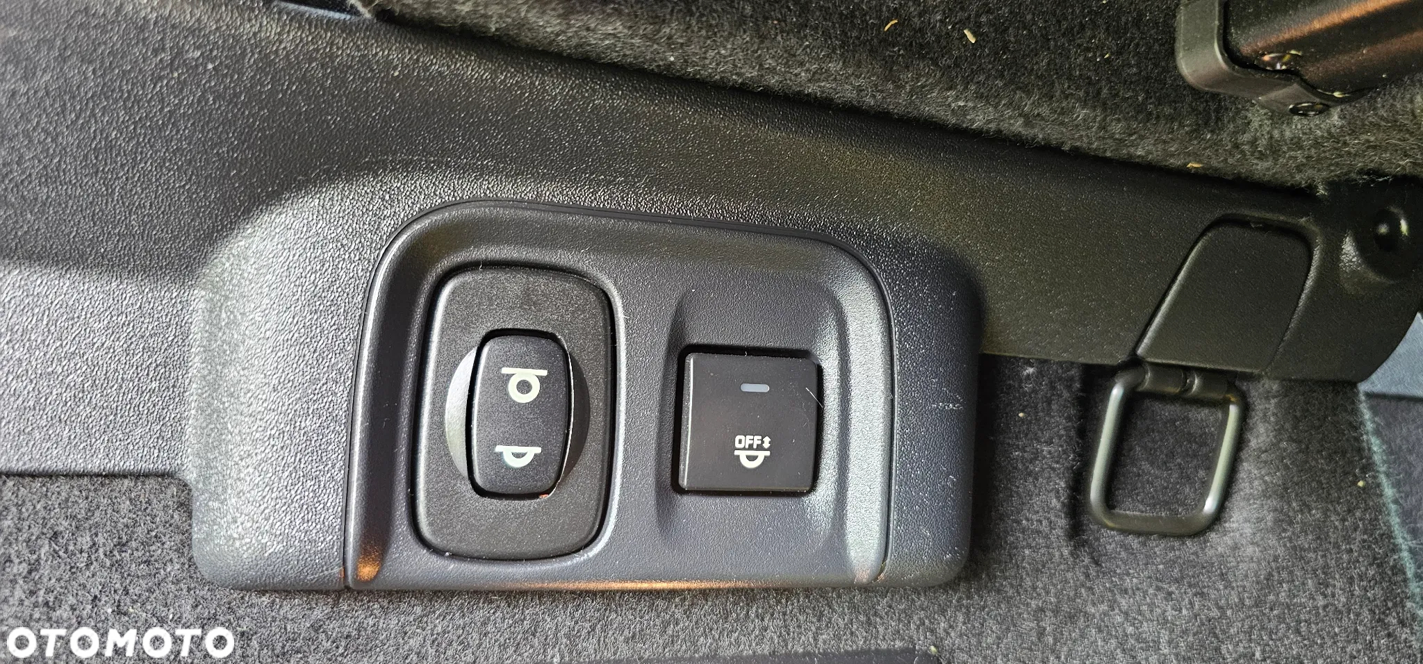 Citroën C4 Picasso 2.0 16V Exclusive - 30