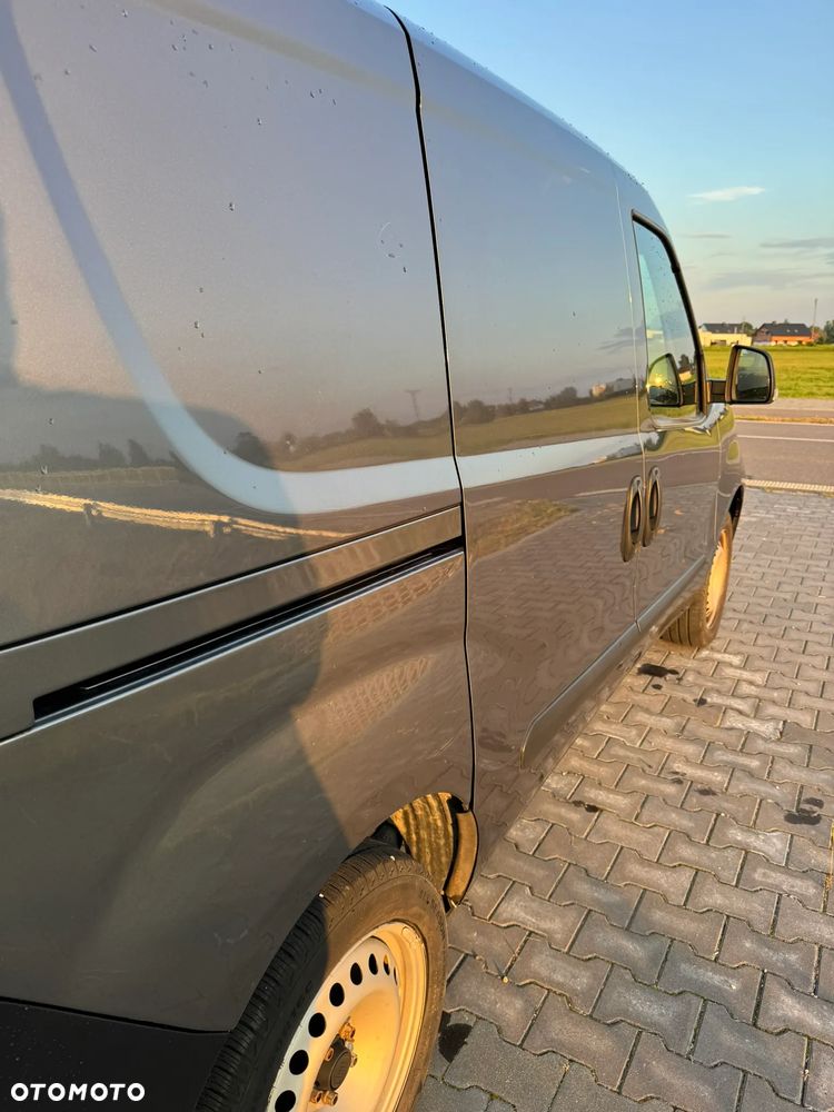 Fiat Doblo - 12