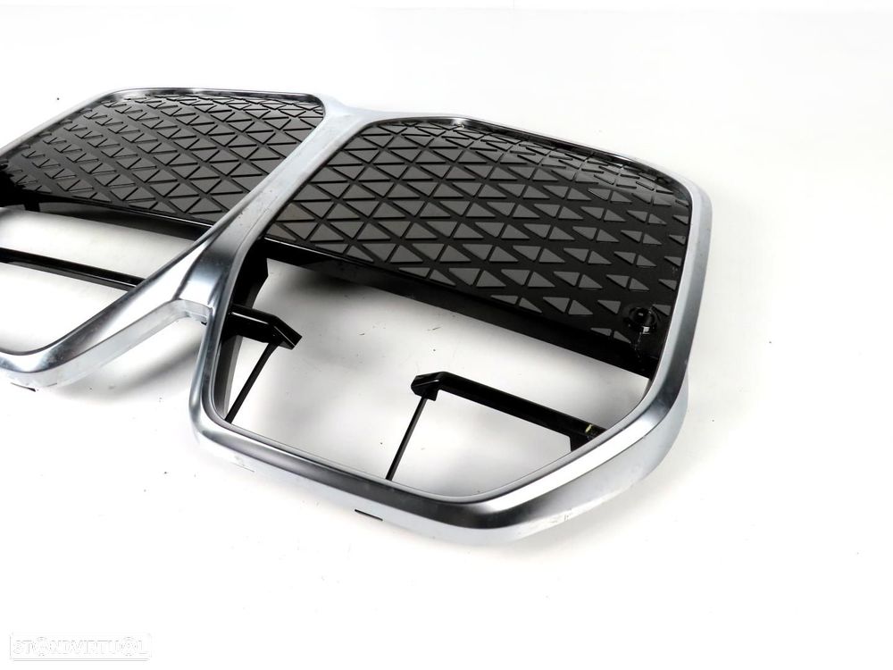Grelha Frontal LCI Usado / Original BMW i4 (G26) 51135A79D29 - 4