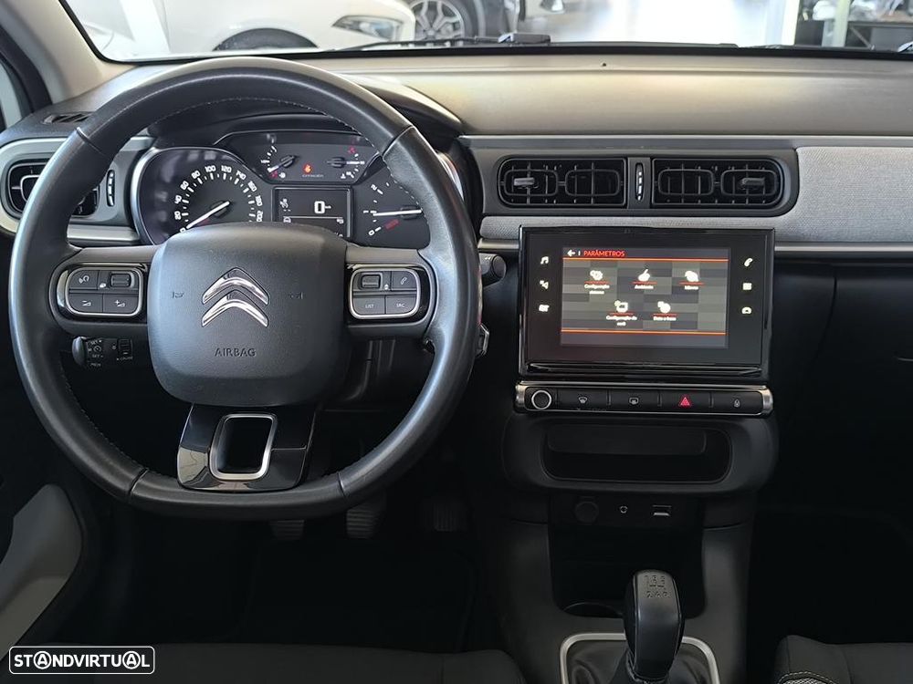 Citroën C3 1.2 PureTech Shine - 31