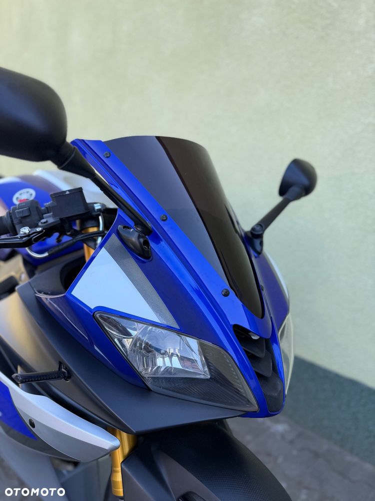 Yamaha YZF - 2