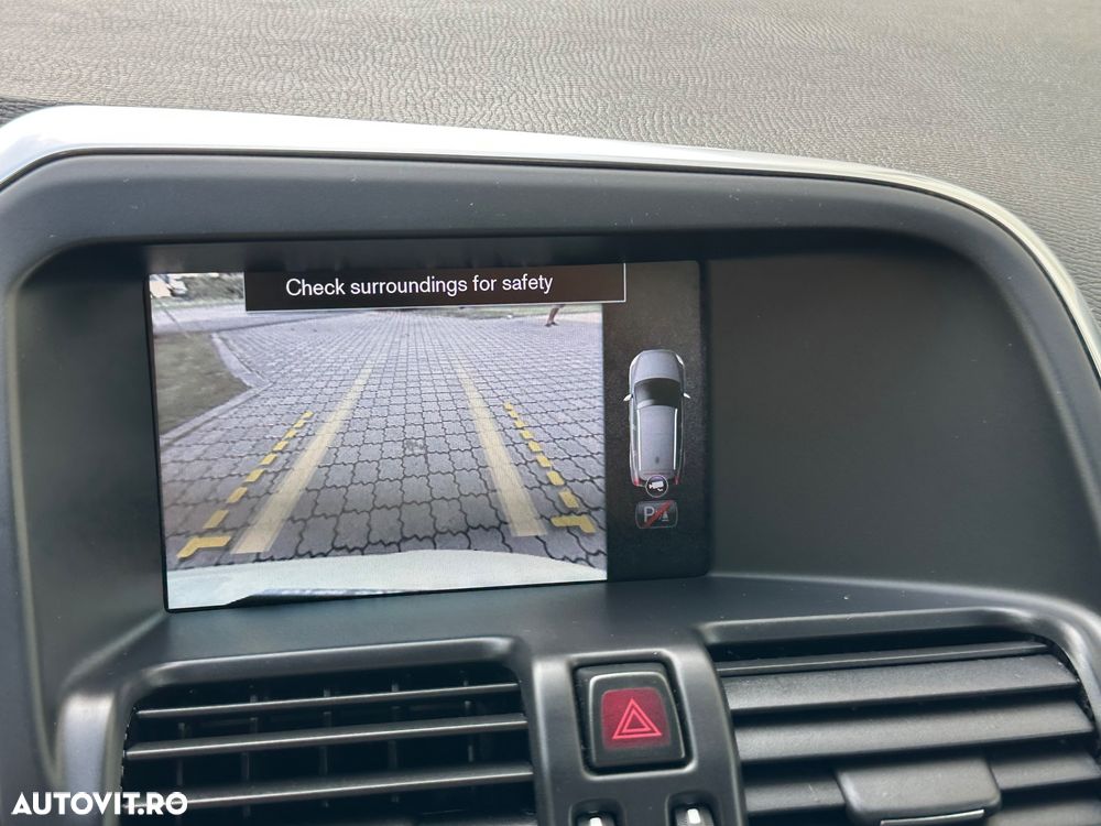 Volvo XC 60 - 25