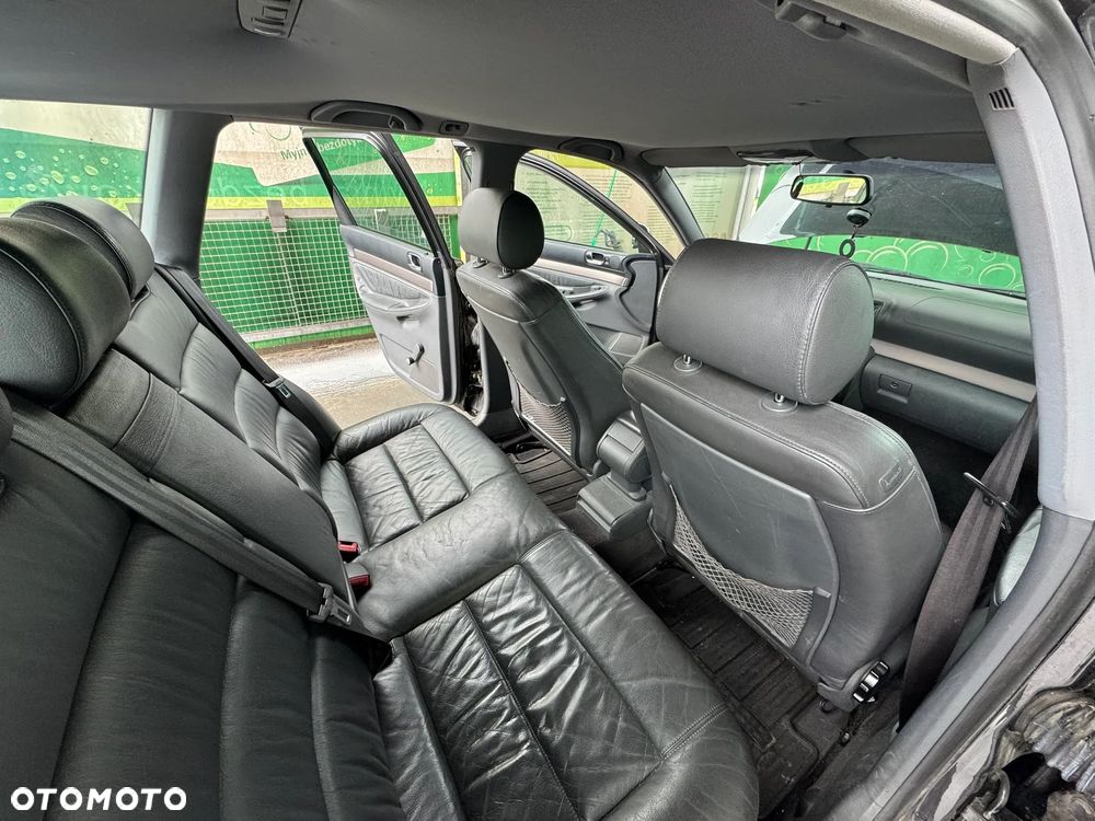 Audi A4 Avant - 8