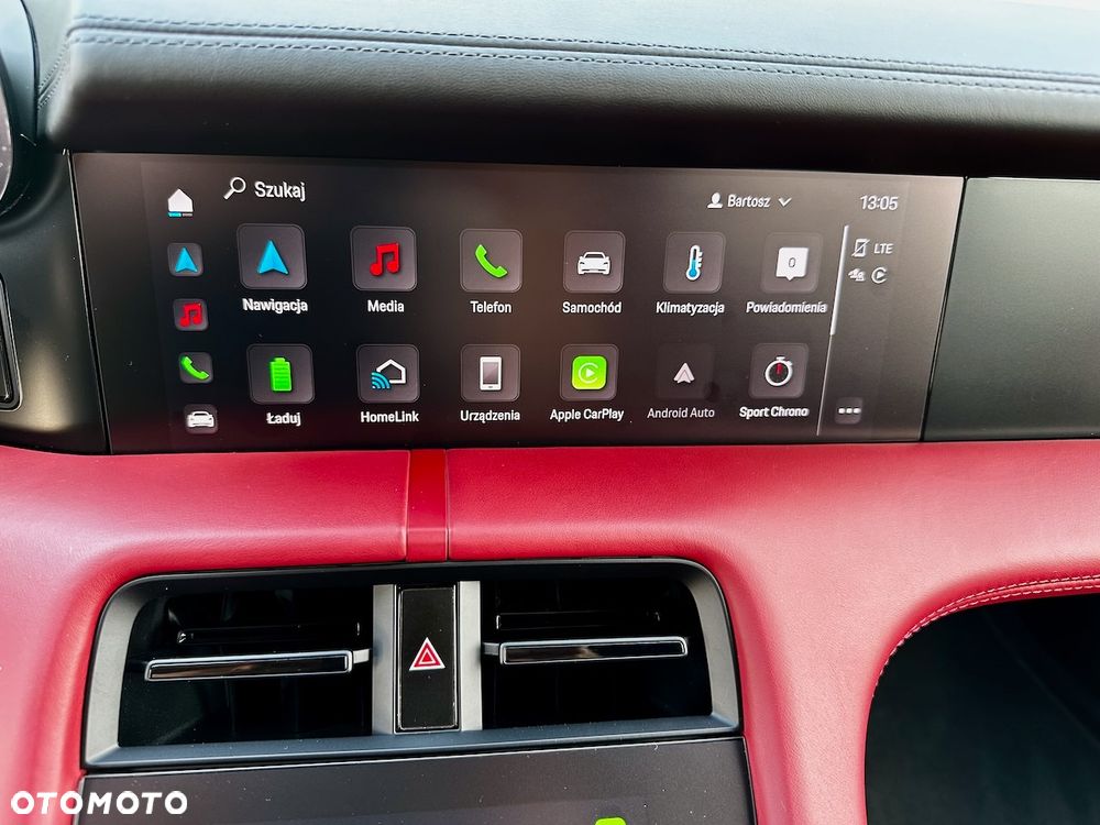 Porsche Taycan 4S Performance Plus - 13