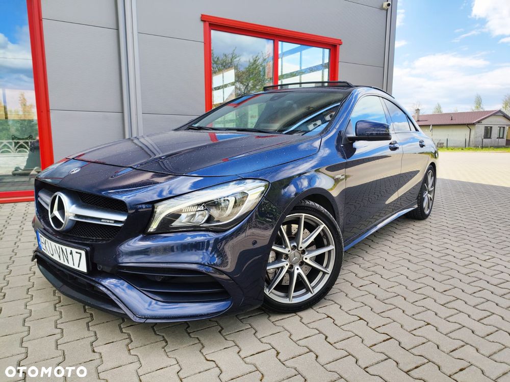 Mercedes-Benz CLA - 32
