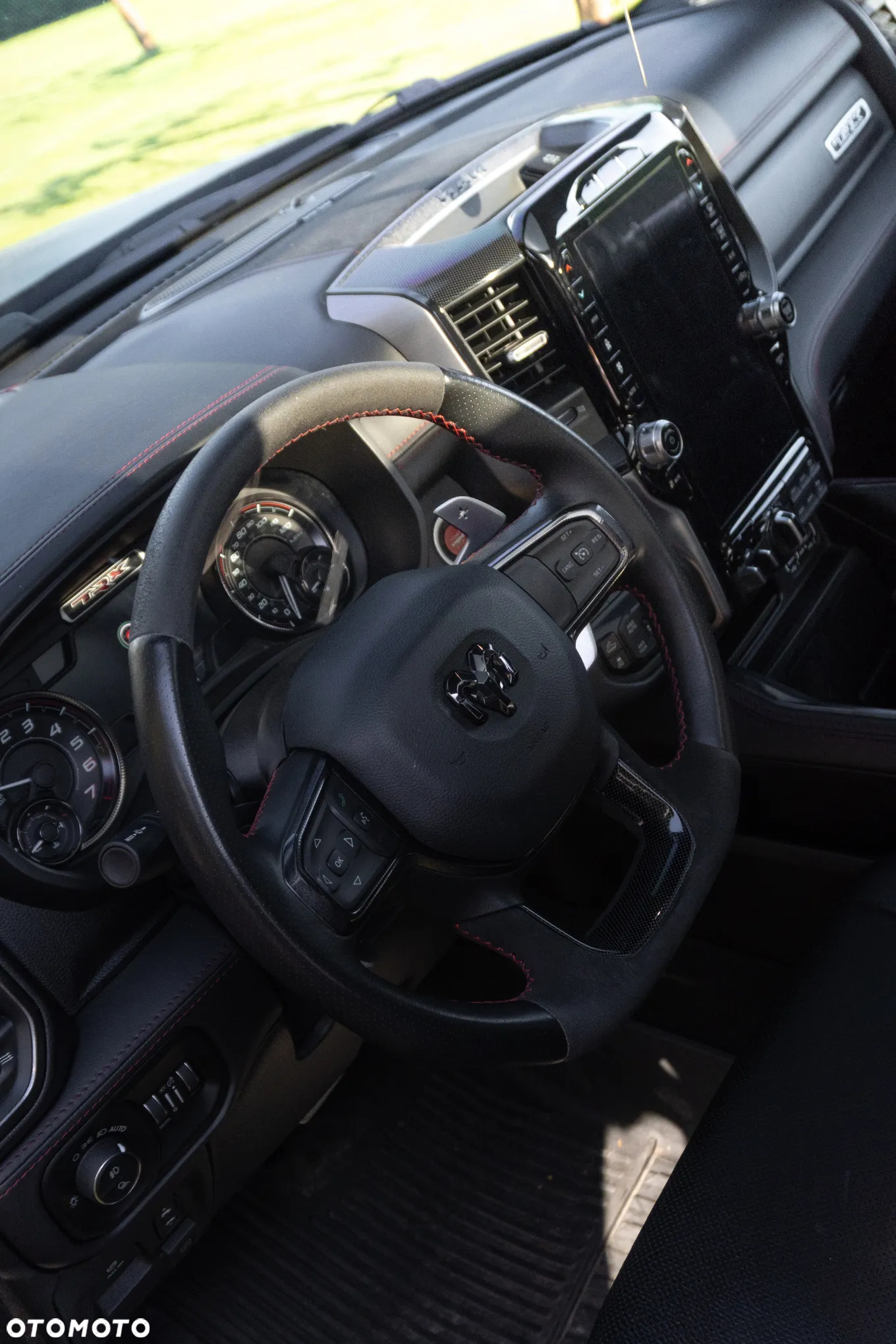Dodge RAM TRX - 18