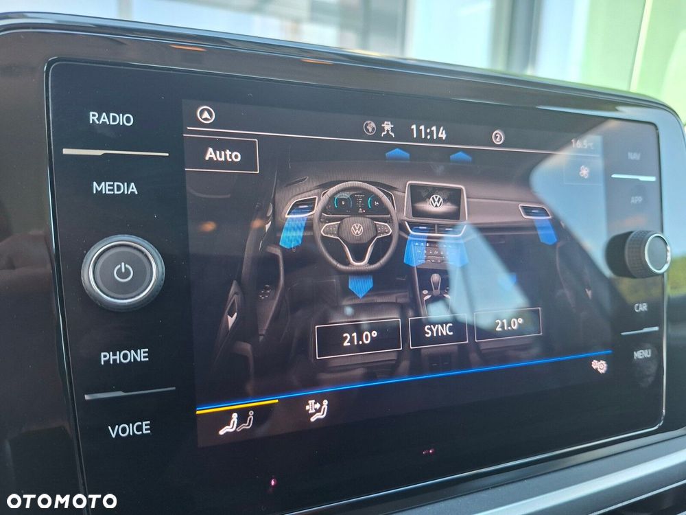 Volkswagen T-Roc - 22