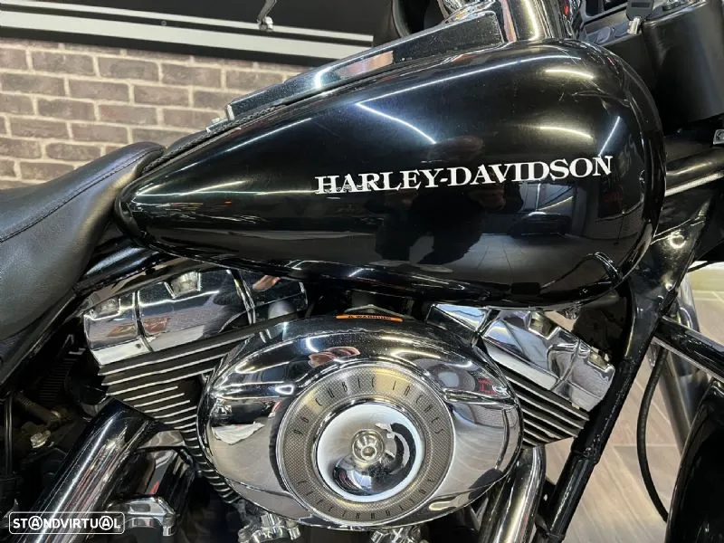 Harley-Davidson Electra - 13
