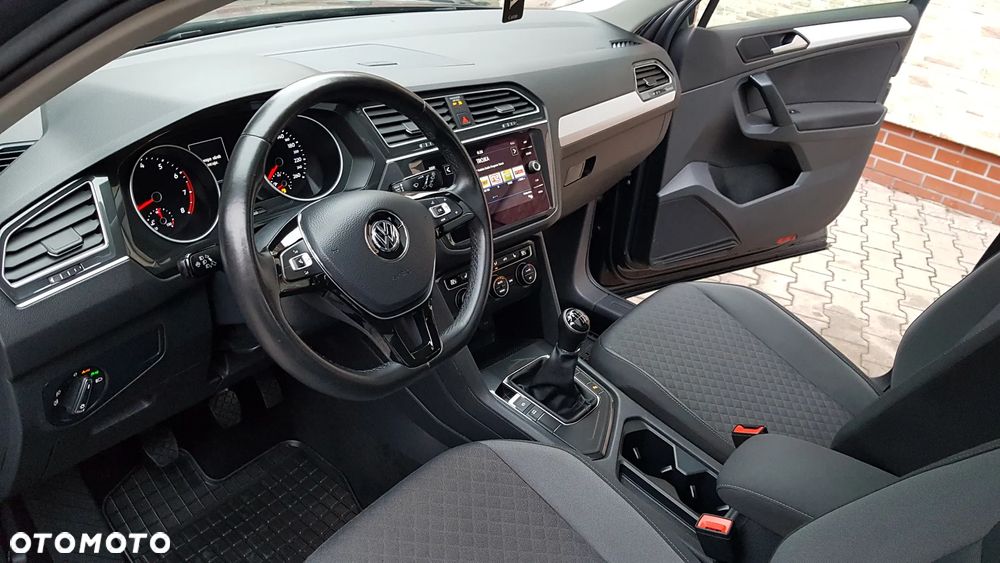 Volkswagen Tiguan 1.5 TSI EVO Comfortline - 24
