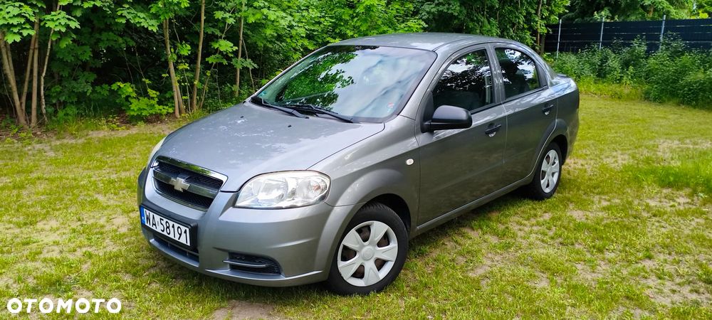 Chevrolet Aveo 1.2 16V Base - 1