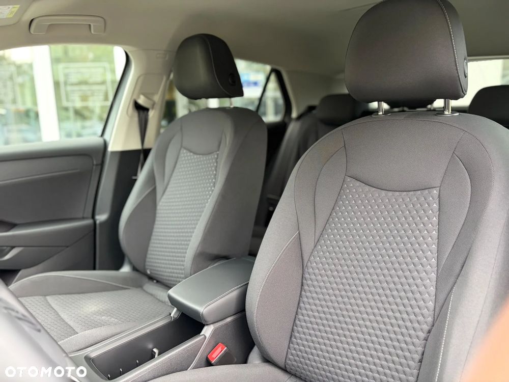Volkswagen T-Roc 1.5 eTSI OPF DSG Life - 11