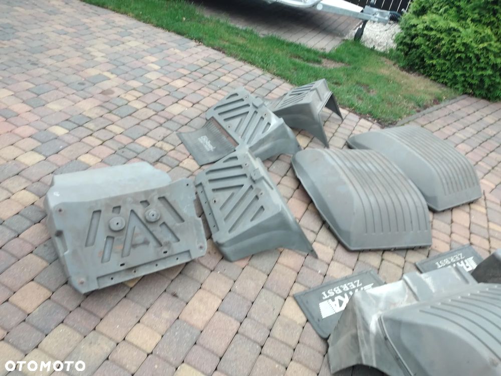 Mercedes Atego r2008r 818 błotnik przód tył 17,5cala lusterka wał elektryka stopień i inne - 28