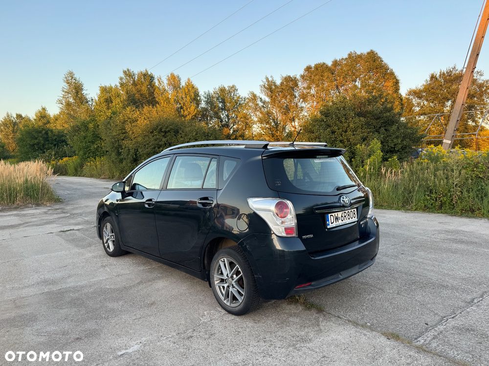 Toyota Verso 1.8 Prestige - 3