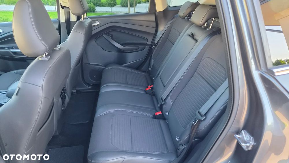 Ford Kuga 2.0 TDCi 4x4 Titanium - 19