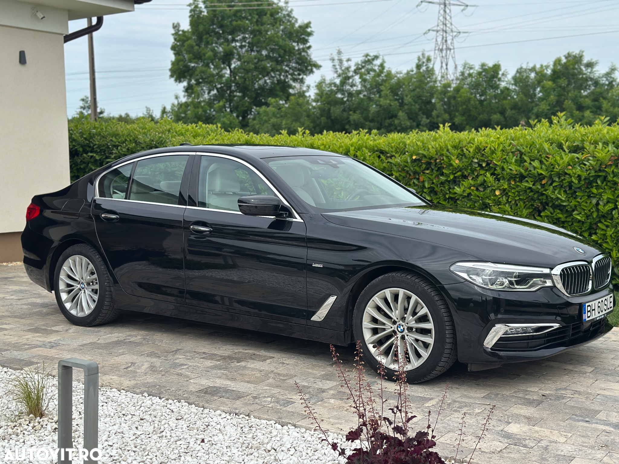 BMW Seria 5 530d xDrive AT - 10
