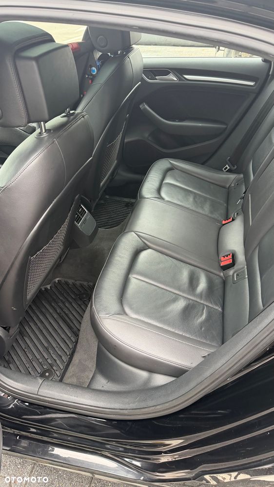 Audi A3 Sportback - 33