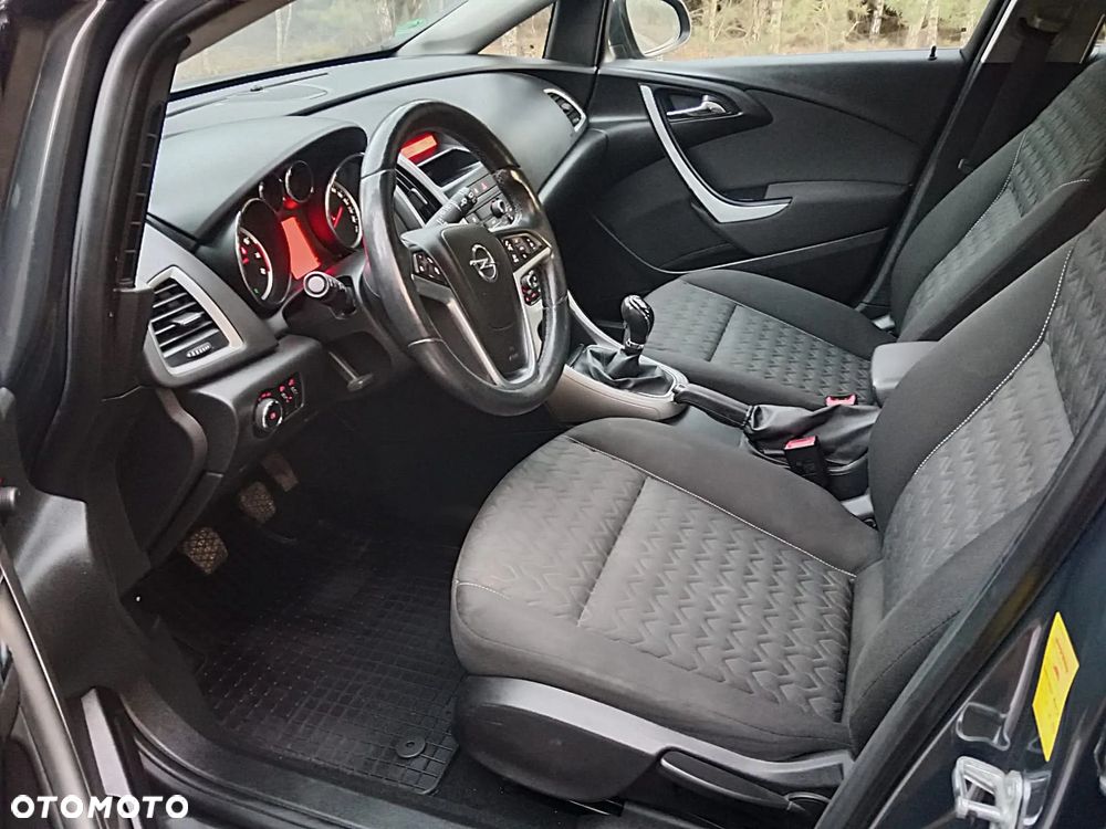 Opel Astra - 10