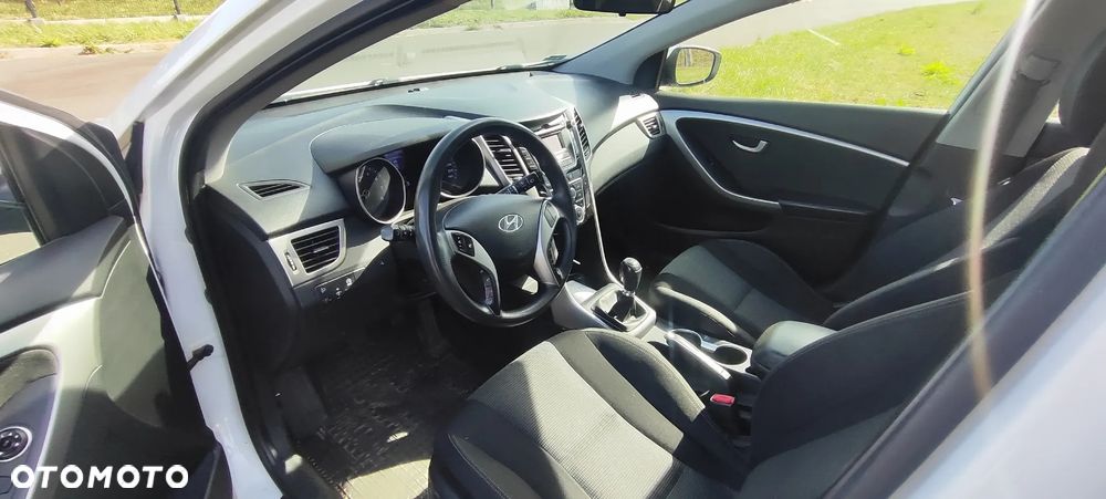 Hyundai i30 1.6 GDI BlueDrive Comfort - 9