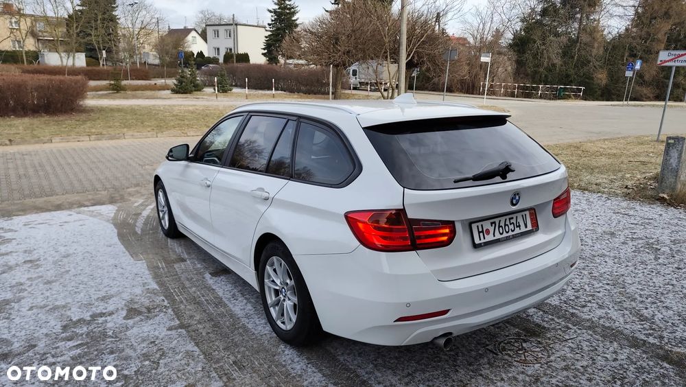 BMW Seria 3 - 16