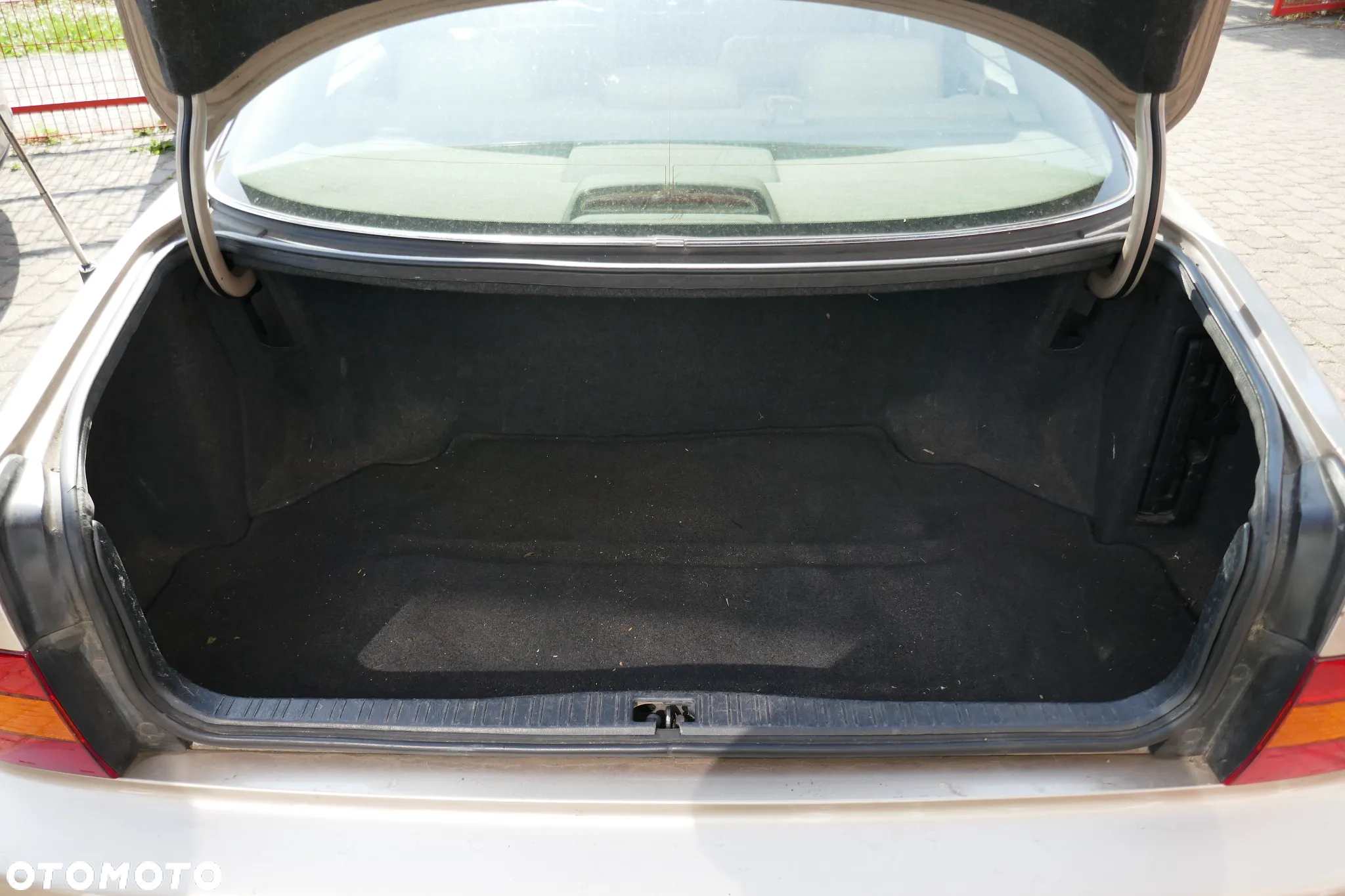 Lexus LS 400 - 11