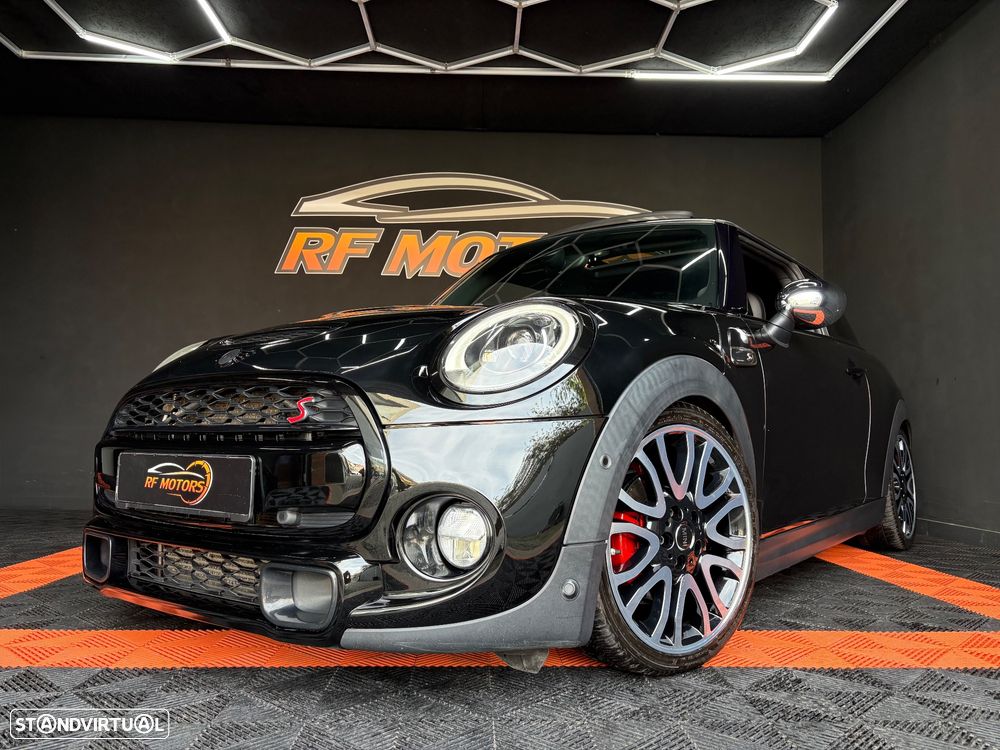 MINI 3 Portas Cooper SD Aut. - 19