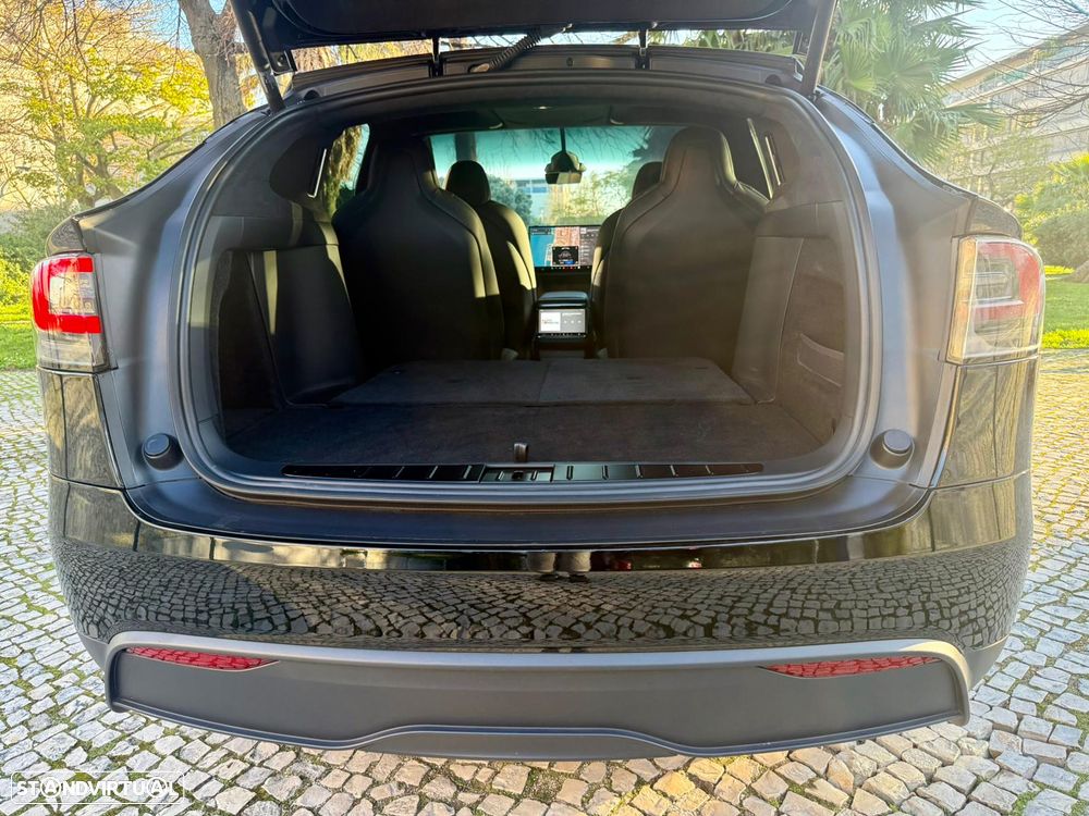 Tesla Model X Long Range AWD - 46