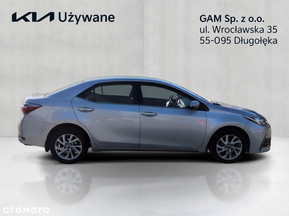 Toyota Corolla 1.6 Comfort - 6