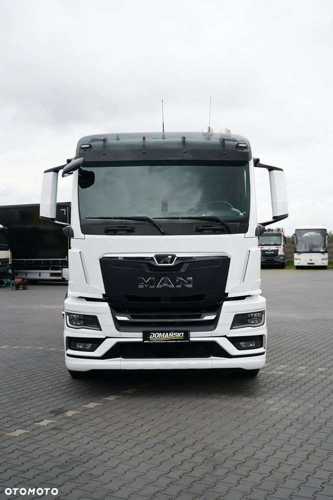 MAN / TGS / 26.470 / 6 X 2 / ZESTAW SKRZYNIOWY + HDS / PALFINGER PK 20 501 L / OŚ SKRĘTNA / CHWYTAK - 26