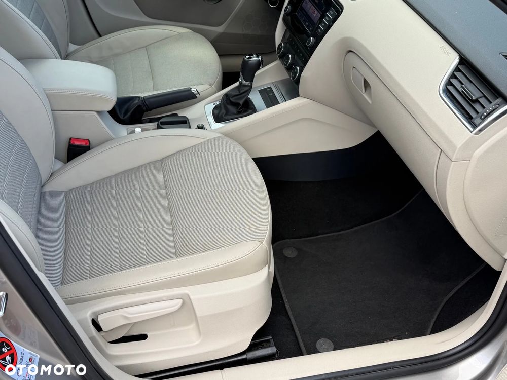 Skoda Octavia - 22