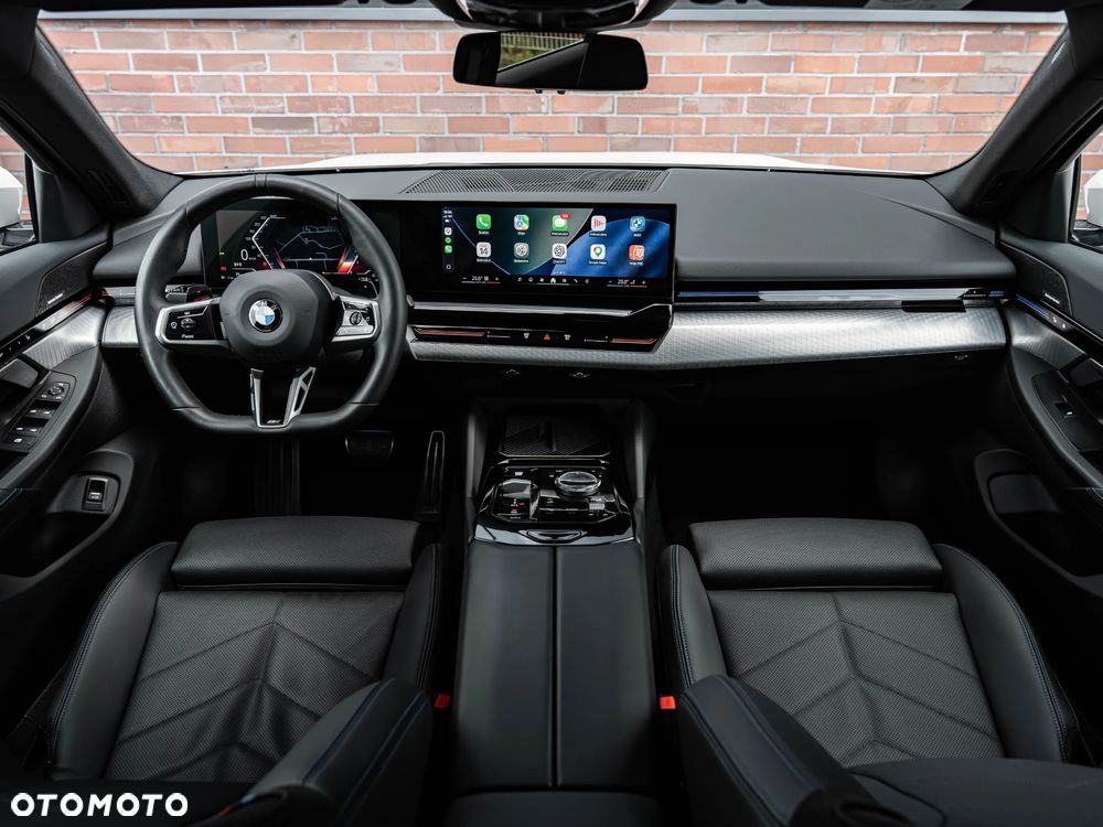 BMW Seria 5 520d xDrive - 6
